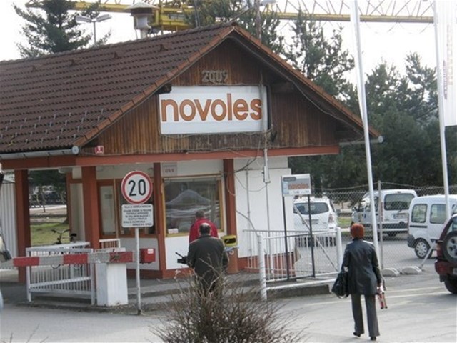 Vhod v nekdanjo tovarno Novoles