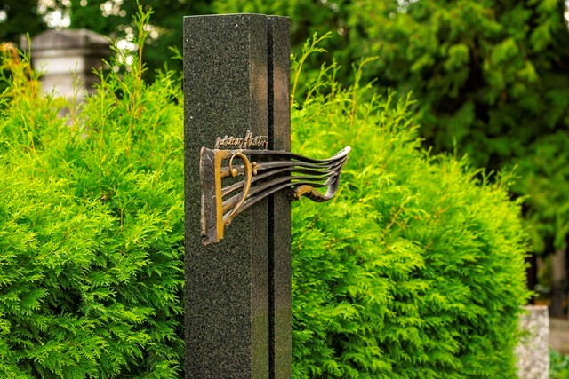 Photograph of the cemetery produced by a marketing agency working with cemeteries